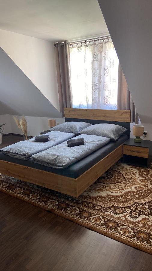 Penzion U Radnice Doksy  Bagian luar foto