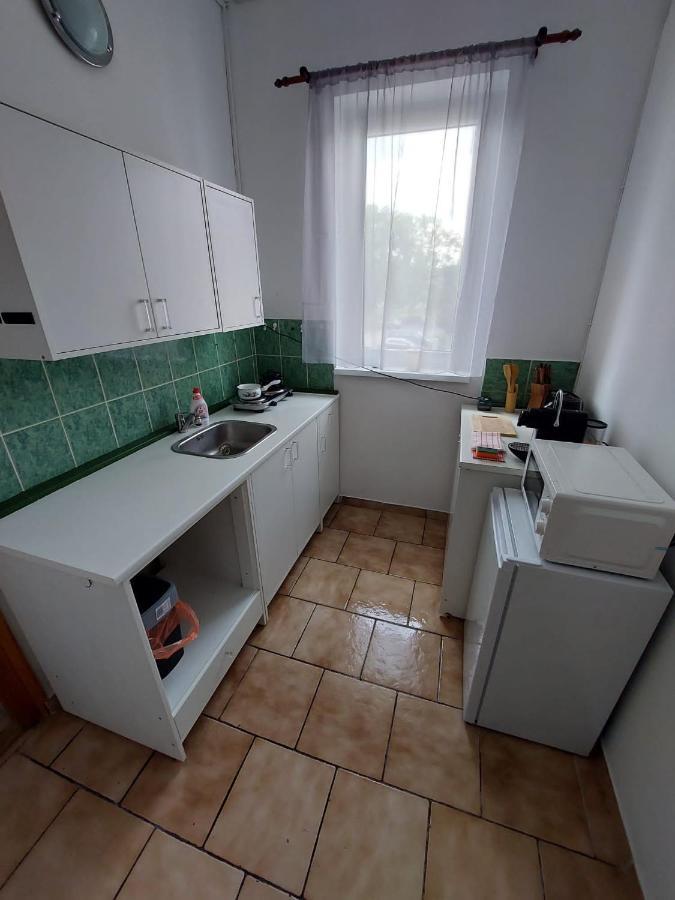 Penzion U Radnice Doksy  Bagian luar foto